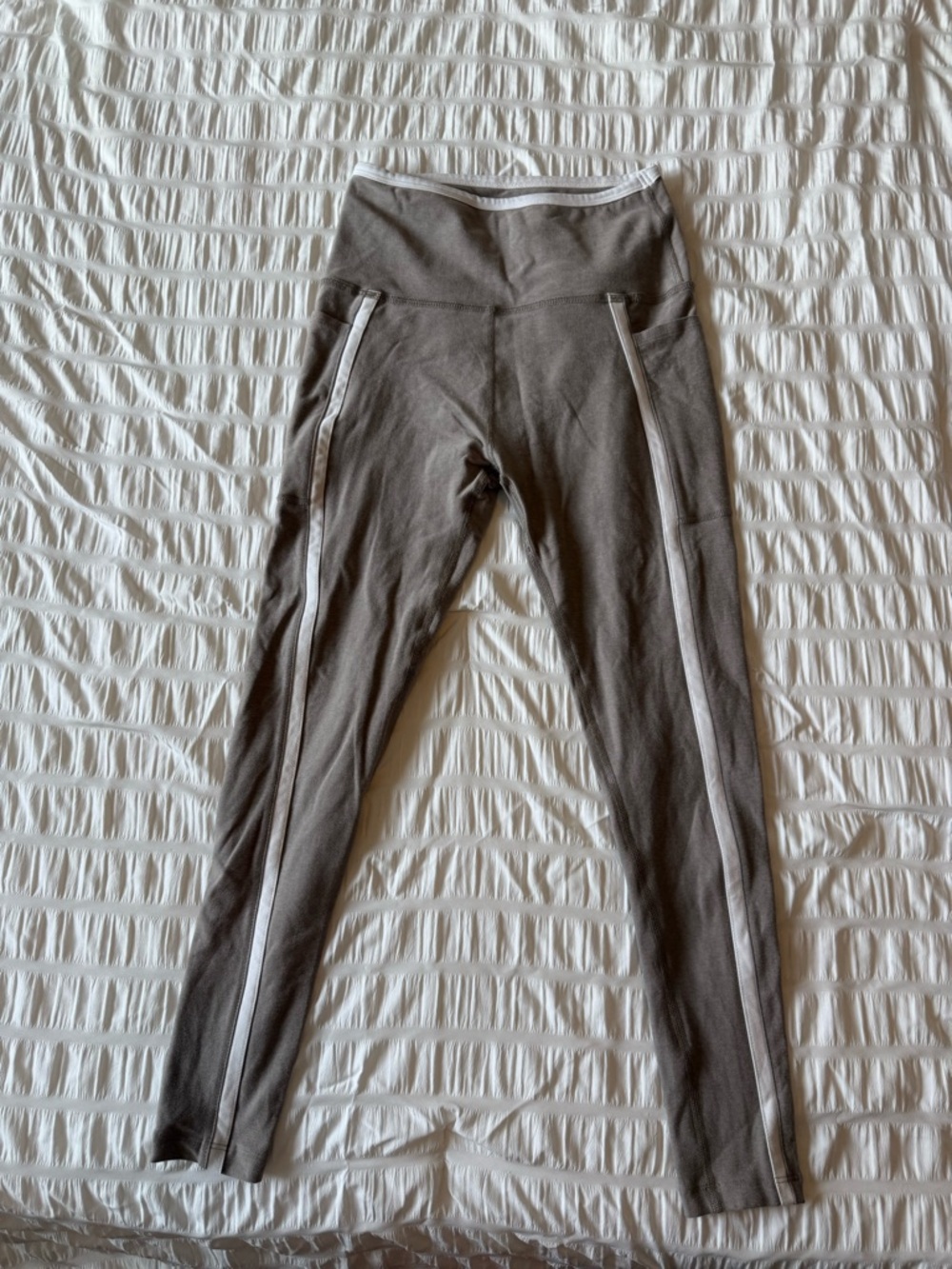 Beyond Yoga Gray Leggings with White Side Stripe